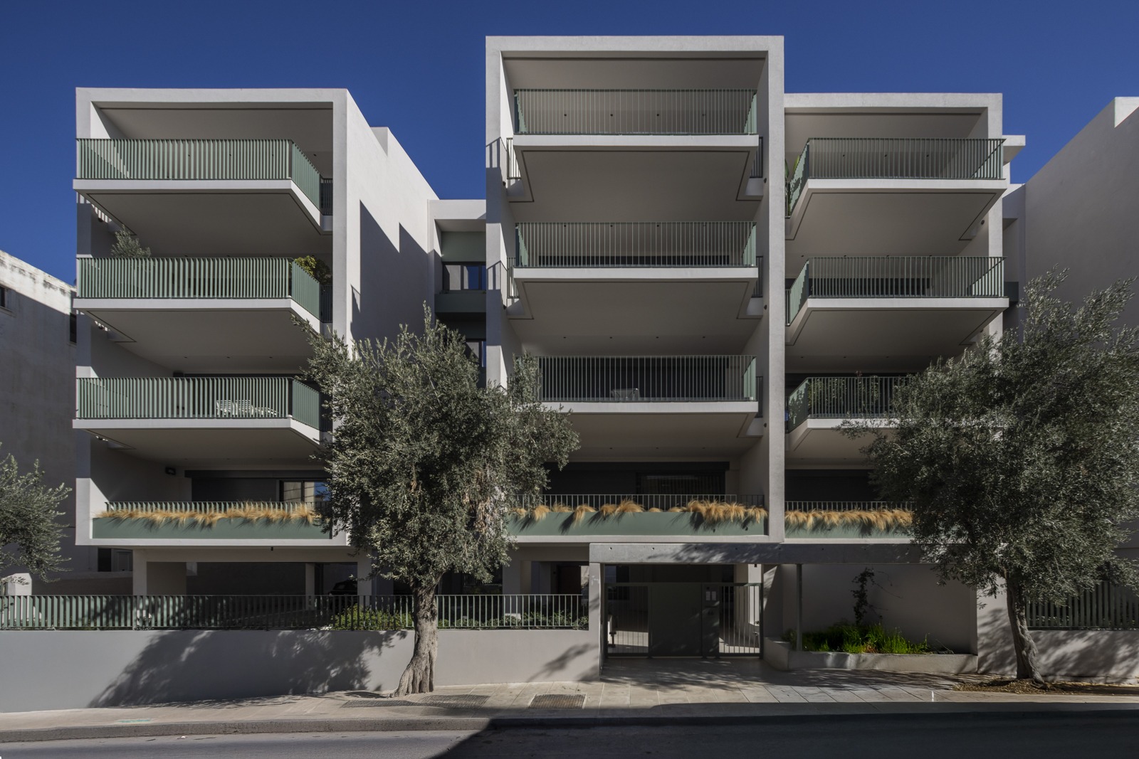 H2 RESIDENCES