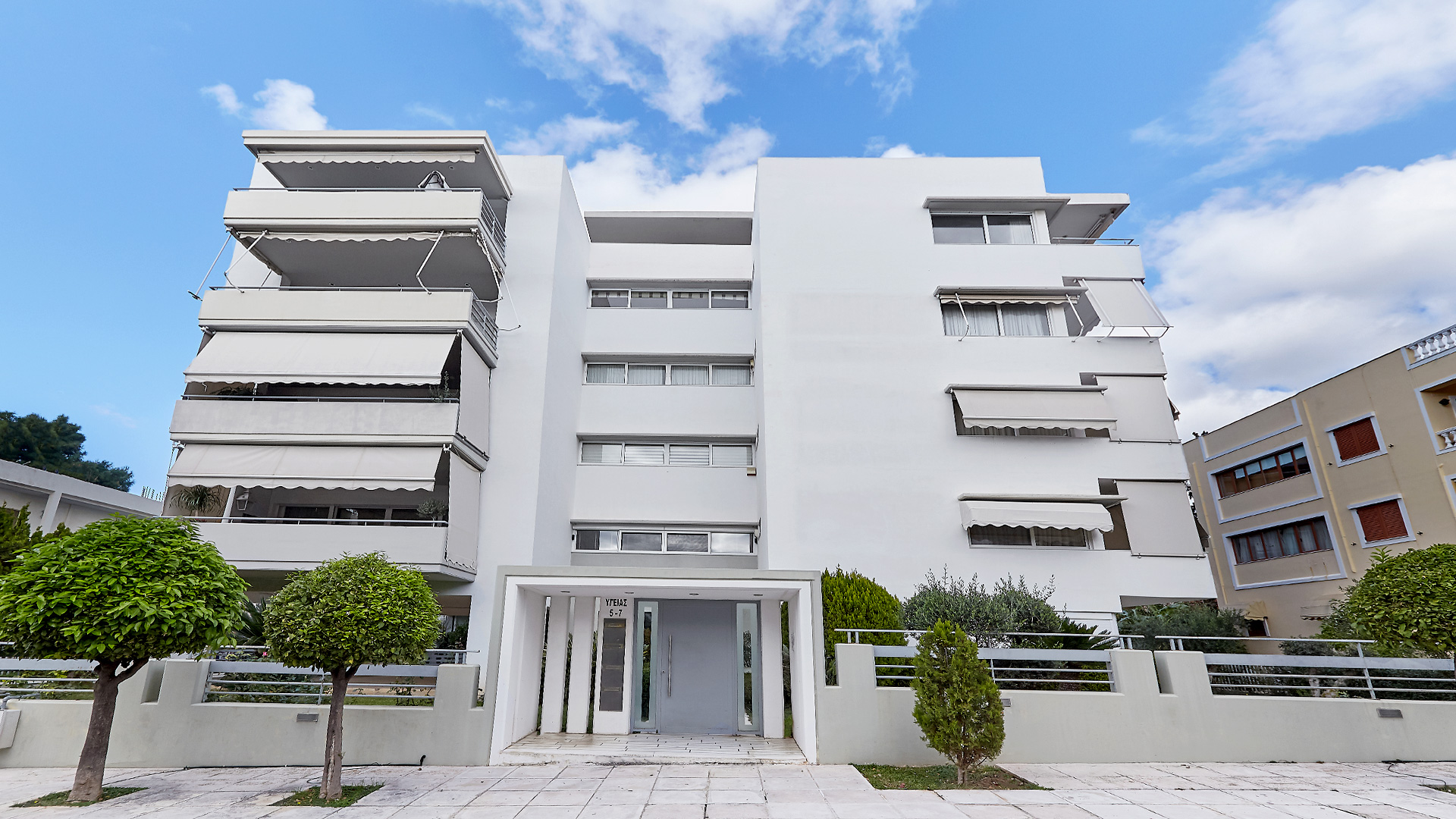 VOULA APARTMENTS